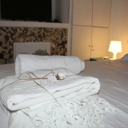 Tzitzikia Holiday home *